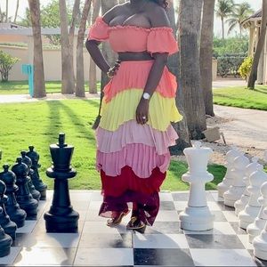 Two piece multi color set